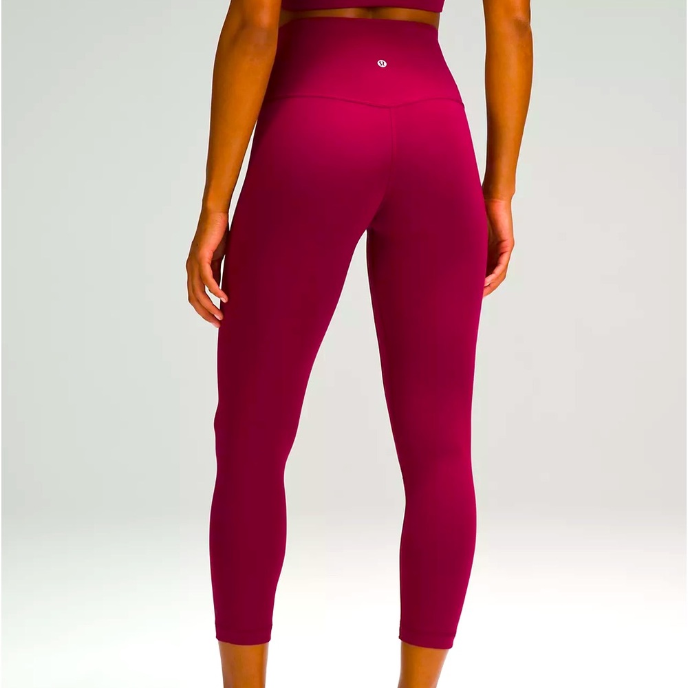 Lululemon magenta leggings size 10